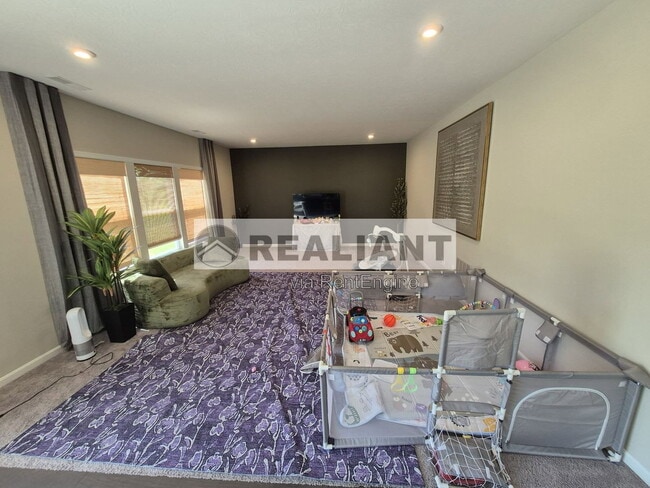 Photo - 10513 Greenbrook Dr