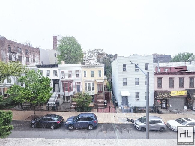 Photo - 14th St Unit E2