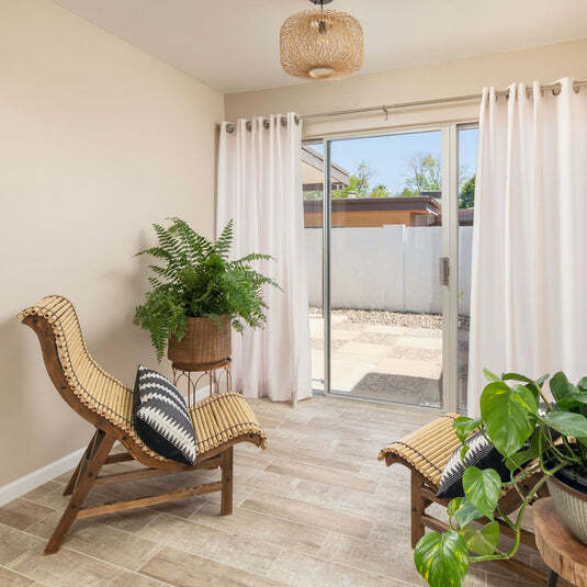 Photo - 905 W Berridge Ln