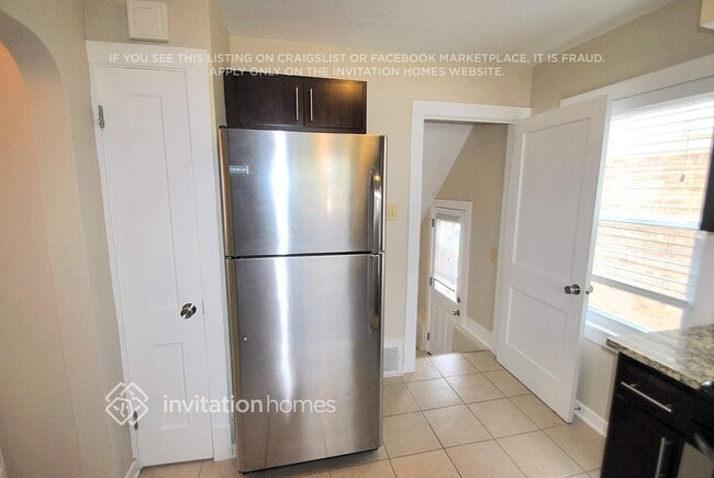 Photo - 3242 N Oconto Ave