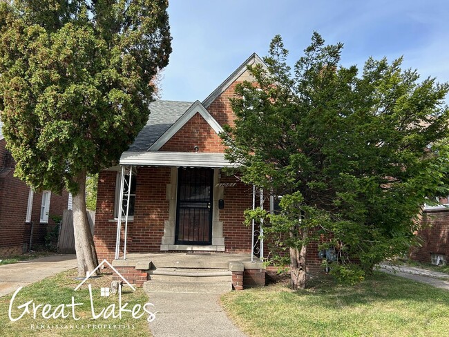 Building Photo - Charming 3 Bedroom 1 Bathroom now availabl...