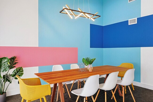 Photo - 313 Melorine Dr Unidad ID1019492P