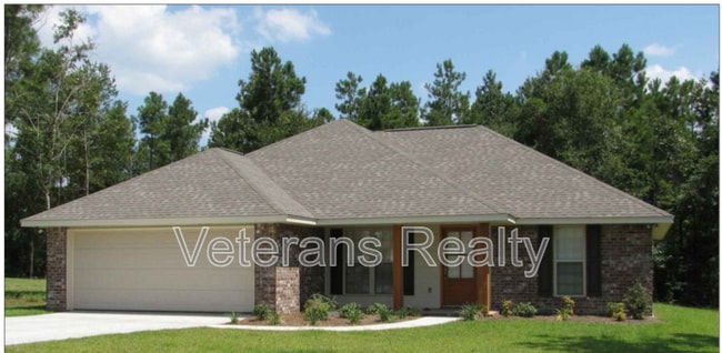 Building Photo - 833 Vee St