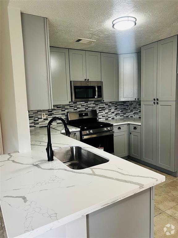 Building Photo - 21514 Bridgewater Pointe Rental