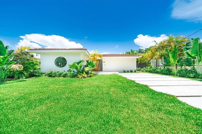 Photo - 7610 Bayside Ln