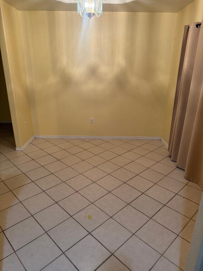 Photo - 25 Camino Bronce