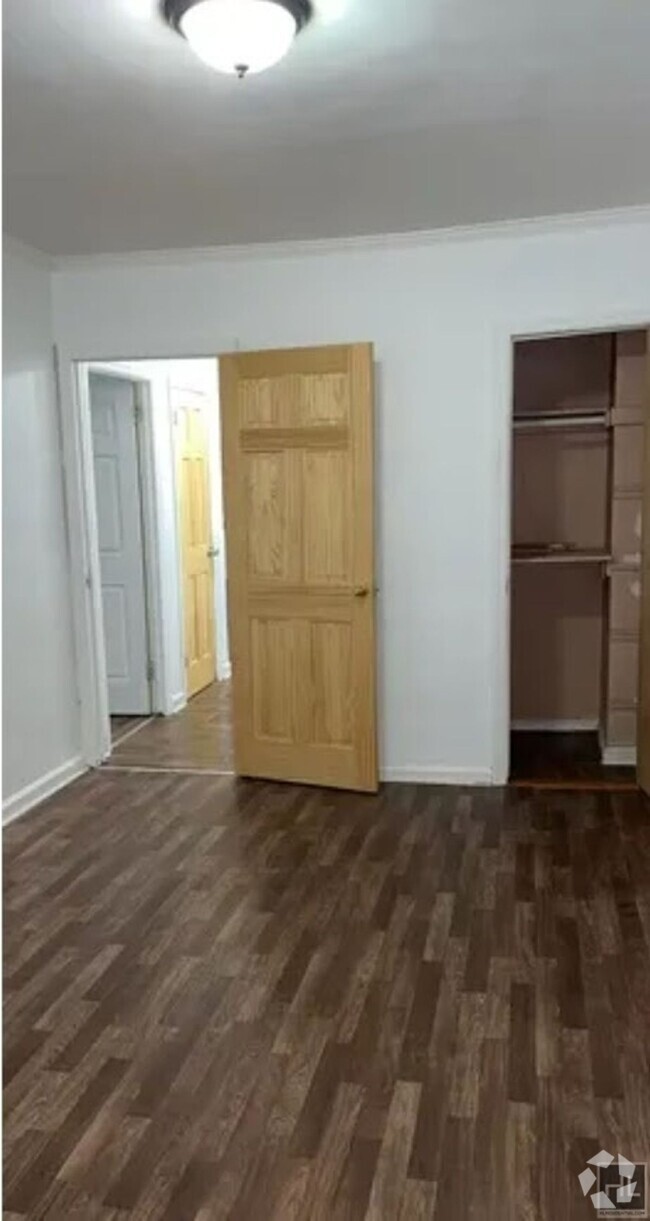 Building Photo - BROWN STREET Unit 2 Rental