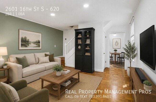 Photo - 2601 16th St S