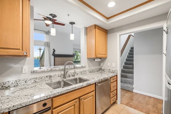 cocina en forma de U - 86 Pelican Ln