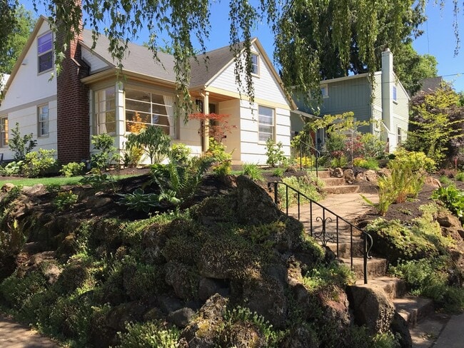 Photo - 4070 NE 8th Ave