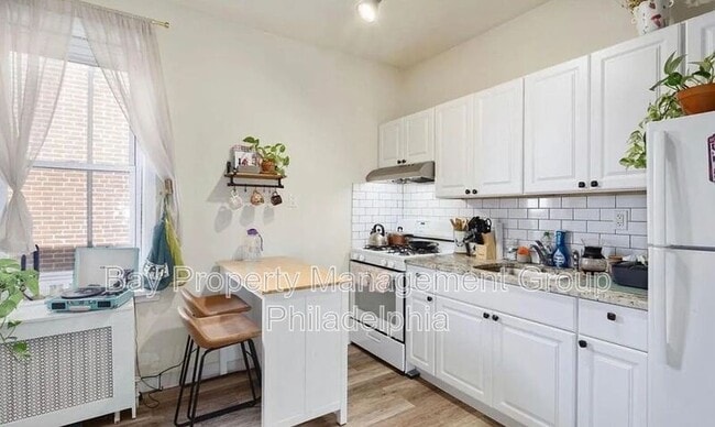 Building Photo - 2016 S 13th St Unit 2R