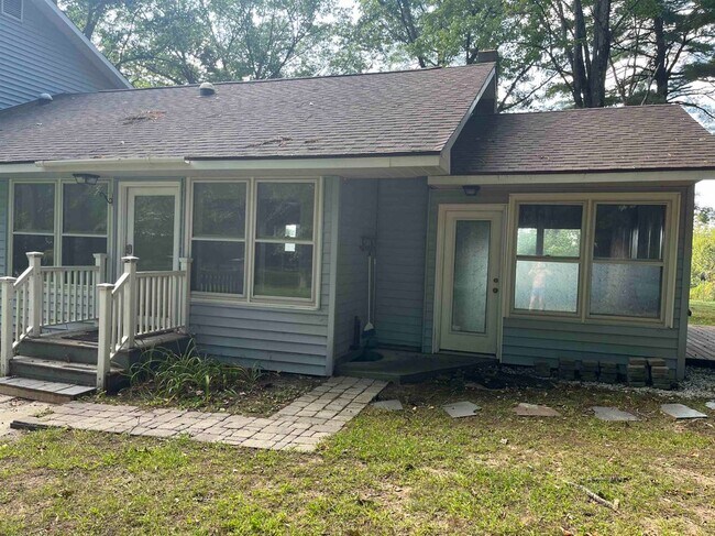 89 Butler Ave Unit B