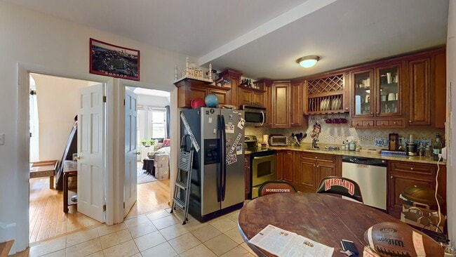 Photo - 1400 Beacon St Unit 4