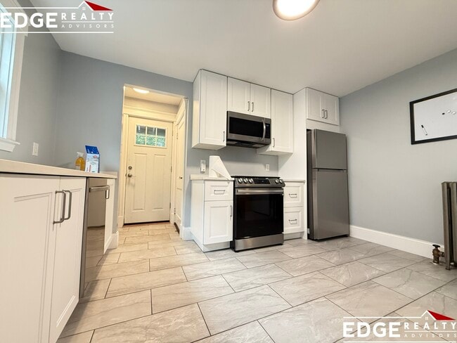 Photo - 9 Brooksdale Rd Unit 1