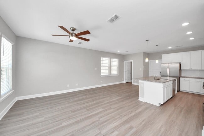 Building Photo - 5300 Berkeley Knl Cir