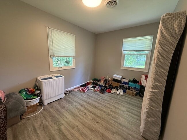 Photo - Charming Urbana Home with Spacious Backyard & Modern Touches