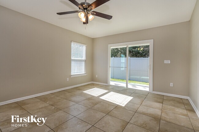 Photo - 12418 Itani Wy