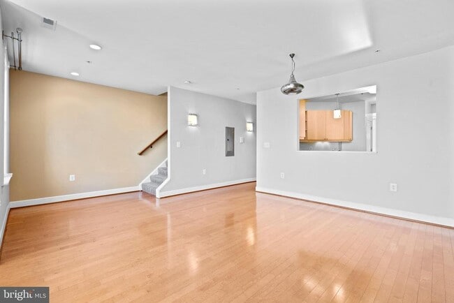 Photo - 1350 Monroe St NW