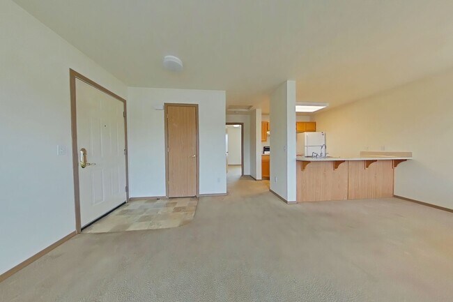 Photo - 1 Bedroom Apartment ~ Close to Campus Unit 2930 NW Tyler #307