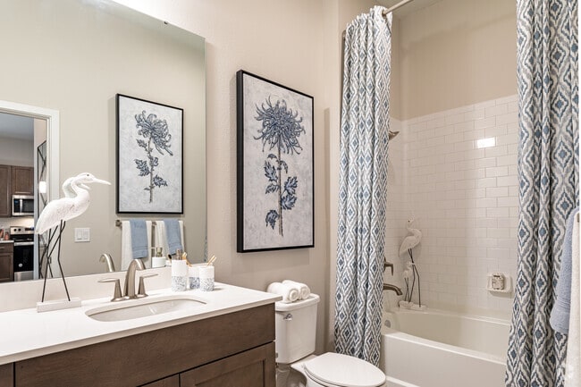 2BR, 2BA - 1,030 SF - B1 - Trails at Hunters Lake