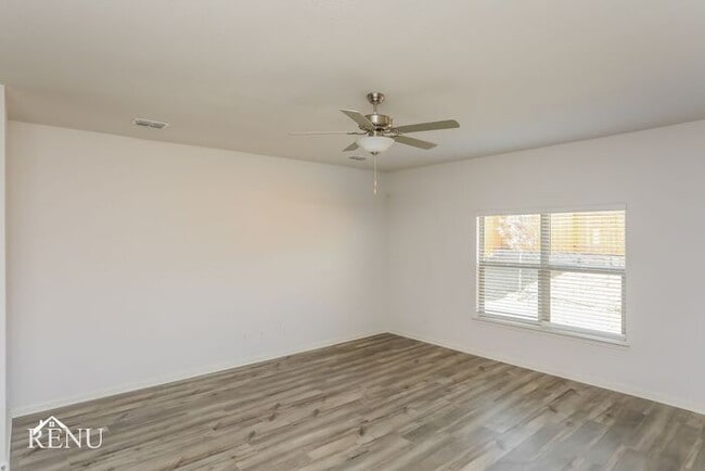 Photo - 2030 Delta Downs Dr