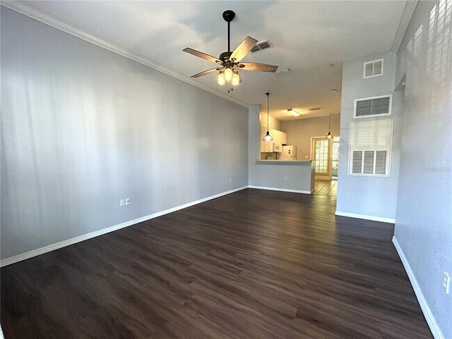 Photo - 141 Reserve Cir Unit 105