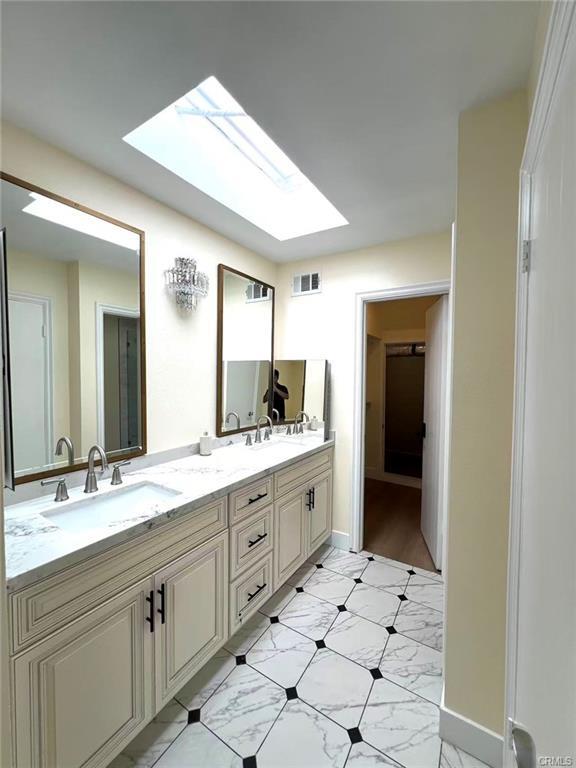 Photo - 2718 Vista Del Oro