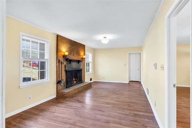 Photo - 2338 Rockbridge Rd SW