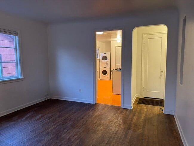 Photo - 815 N 36th St