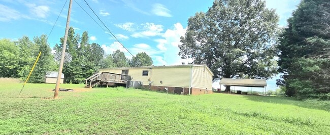 Photo - 513 Horseshoe Lake Rd