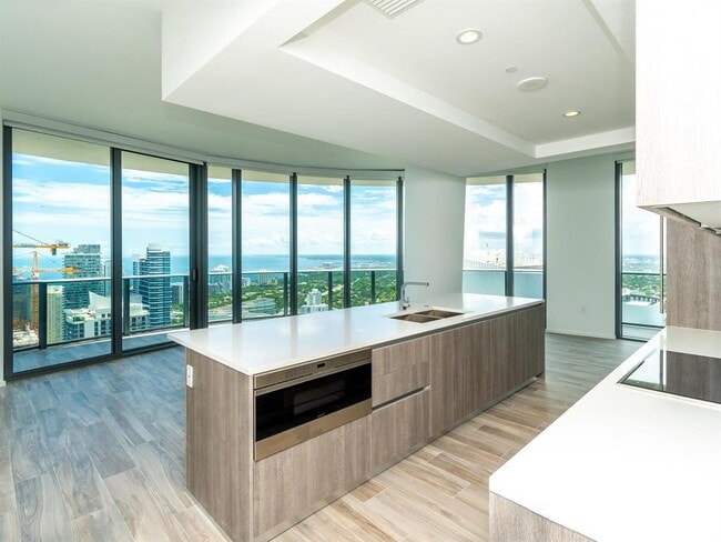 Building Photo - 805 S Miami Ave Unit 5501