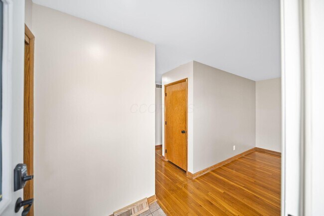 Photo - 1585 Peace Pl