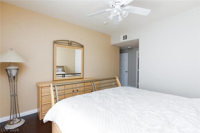 Photo - 7185 S Durango Dr Unidad 201