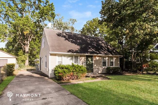 Photo - 1178 Bruce Ave