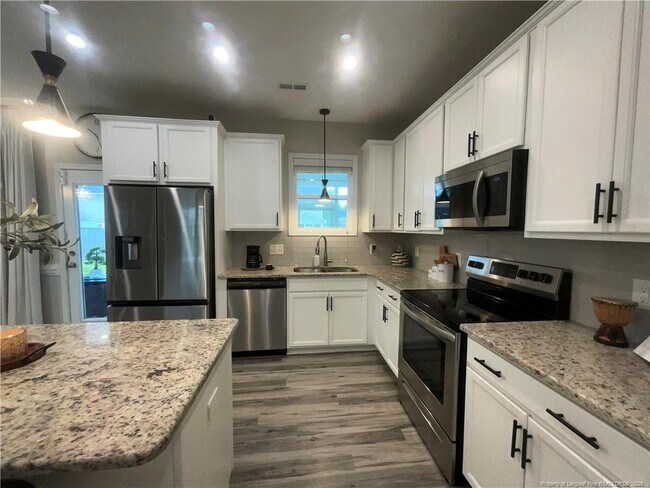 Photo - 134 Chatfield Dr.