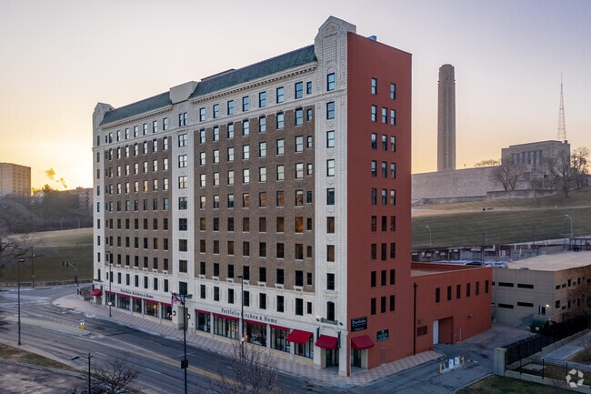 Building Photo - Pershing Lofts