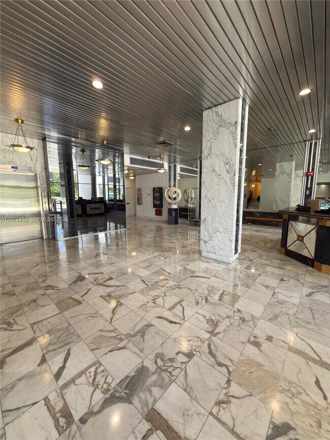 3675 N Country Club Dr Unit 109