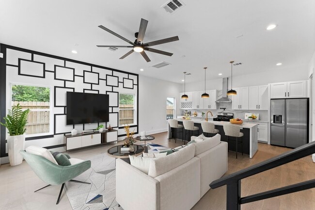 Building Photo - 4303 Buck St