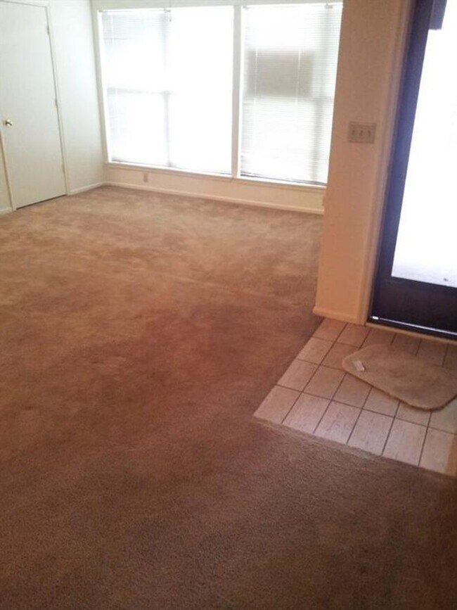 Photo - Cozy 1 bed in OP!