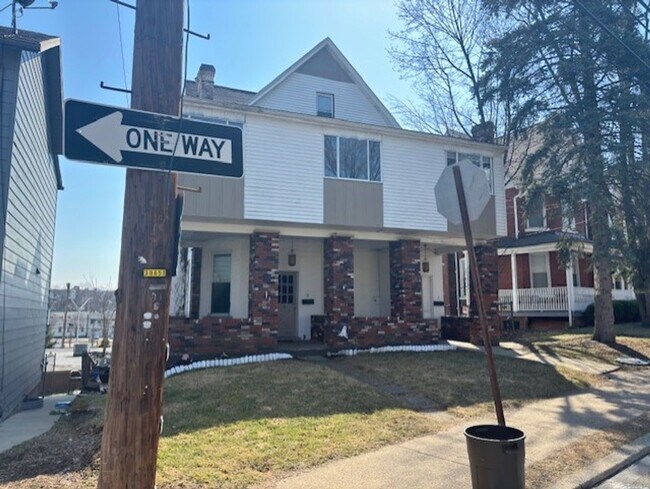 Photo - 303 5th Ave Unit #3