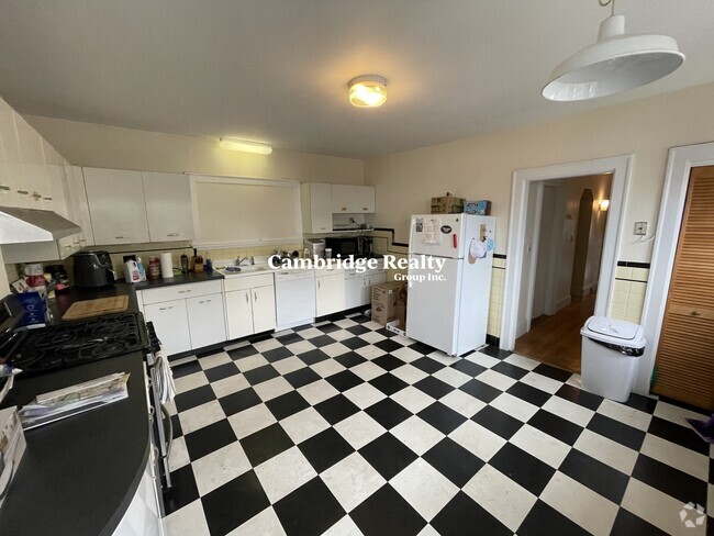 Building Photo - 257 Broadway Unit T Rental