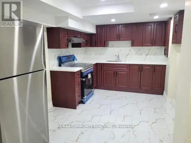 Photo - 71 Middlecote Dr