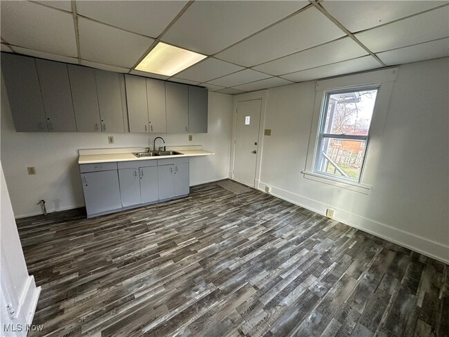 Photo - 696 Gaylord Ave