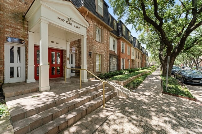 Building Photo - 359 N Post Oak Ln Unit 127