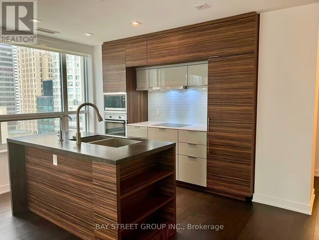 Photo - 88 Scott St Unit 2009