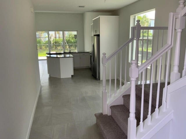 Photo - 16340 Oakview Dr
