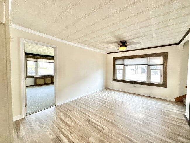 682 Bloom Rd