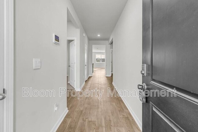 Photo - 507 Sybilwood Ln