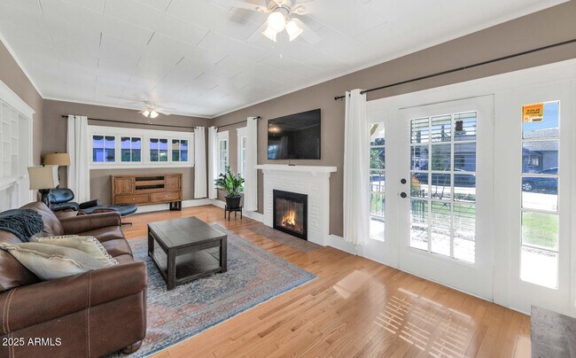 Photo - 60 E Hoover Ave