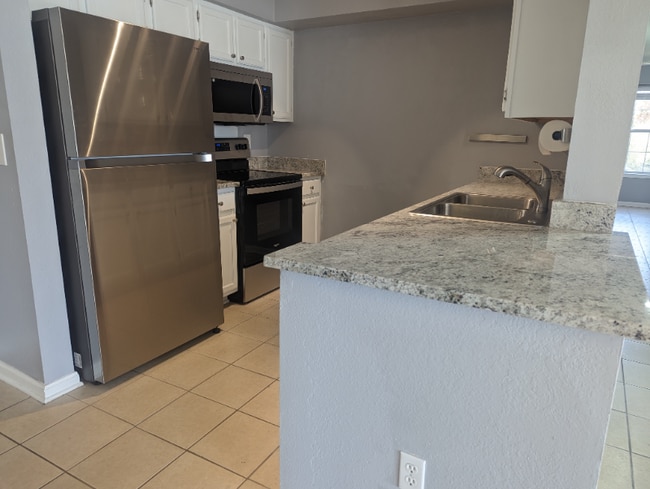 4050 Dancing Cloud Ct Unit 303